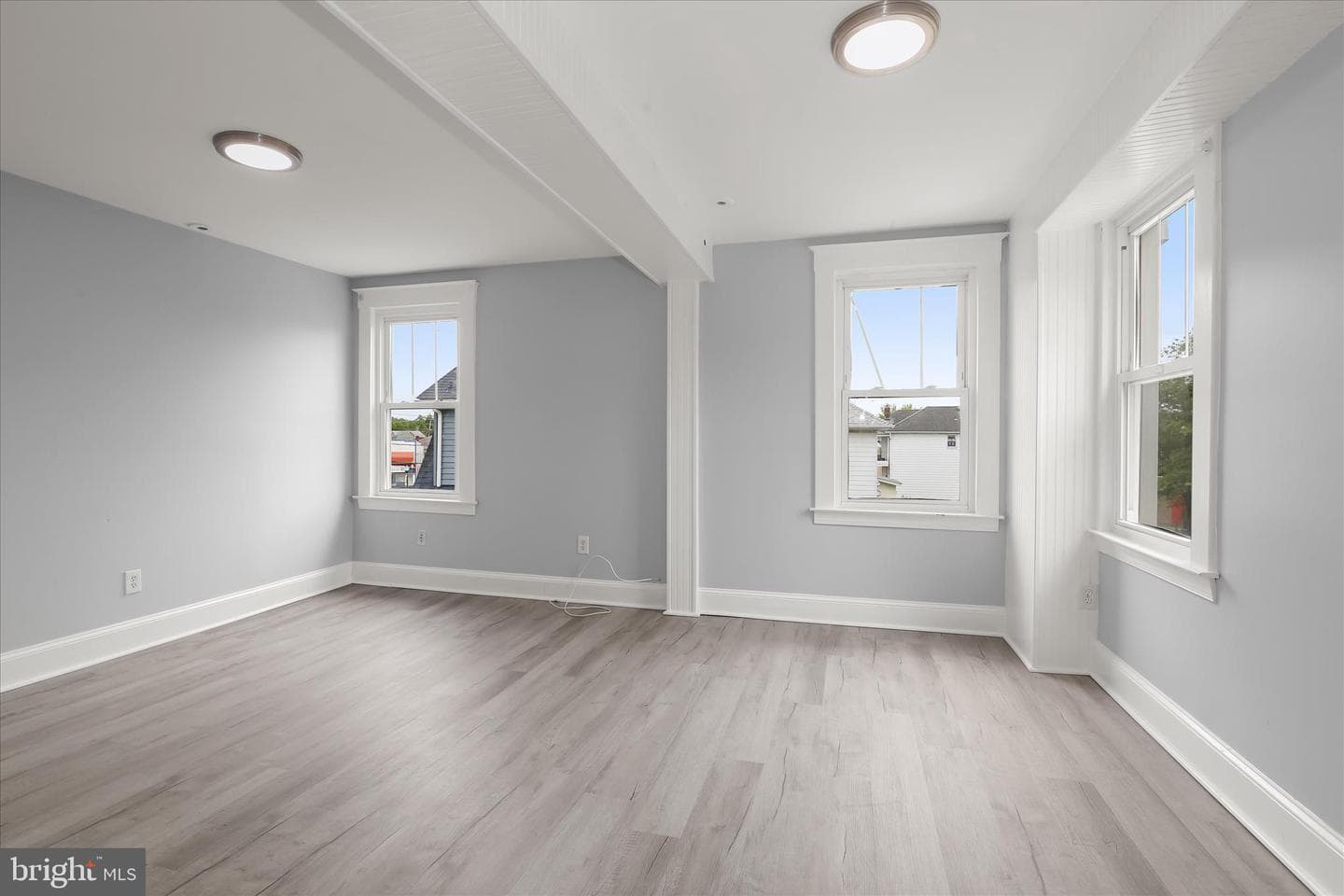 1337 Poplar Avenue photo 30