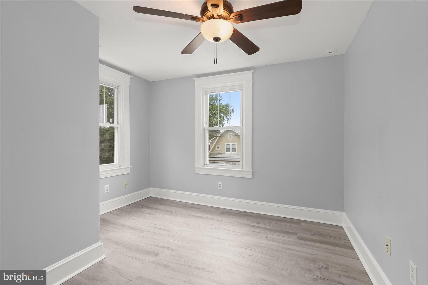 1337 Poplar Avenue photo 34