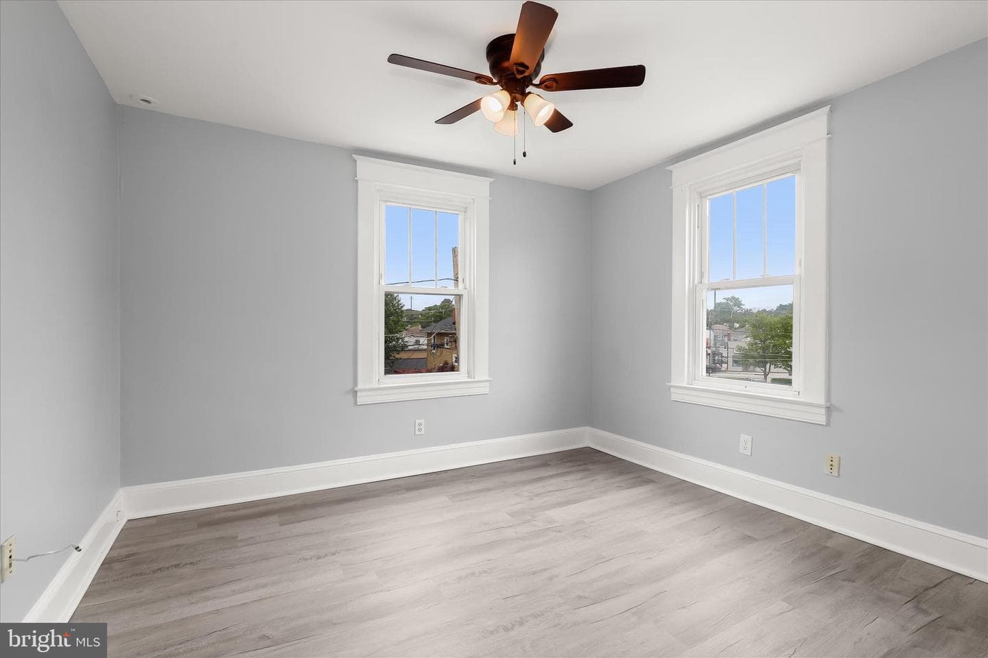 1337 Poplar Avenue photo 35