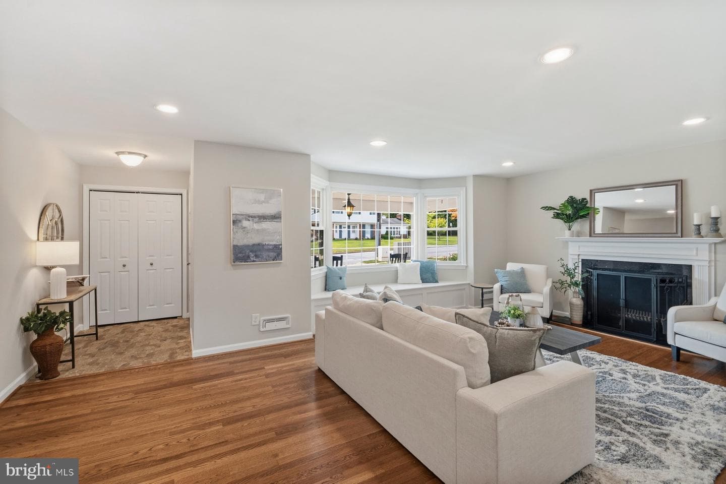 214 Chantrey Road photo 6