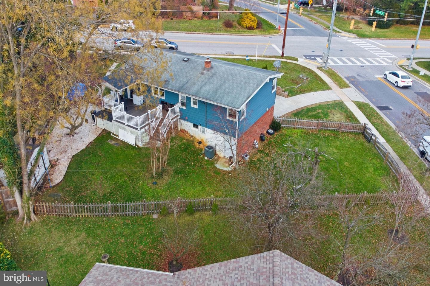 115 Seminary Avenue photo 57