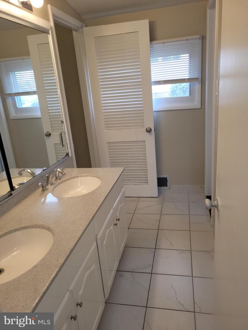 6805 Pimlico Drive photo 17