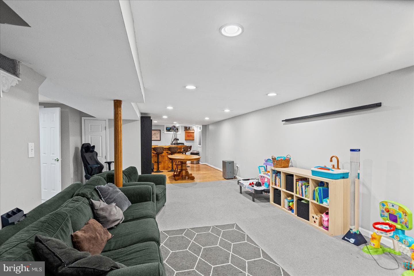 8106 Harris Ave photo 32