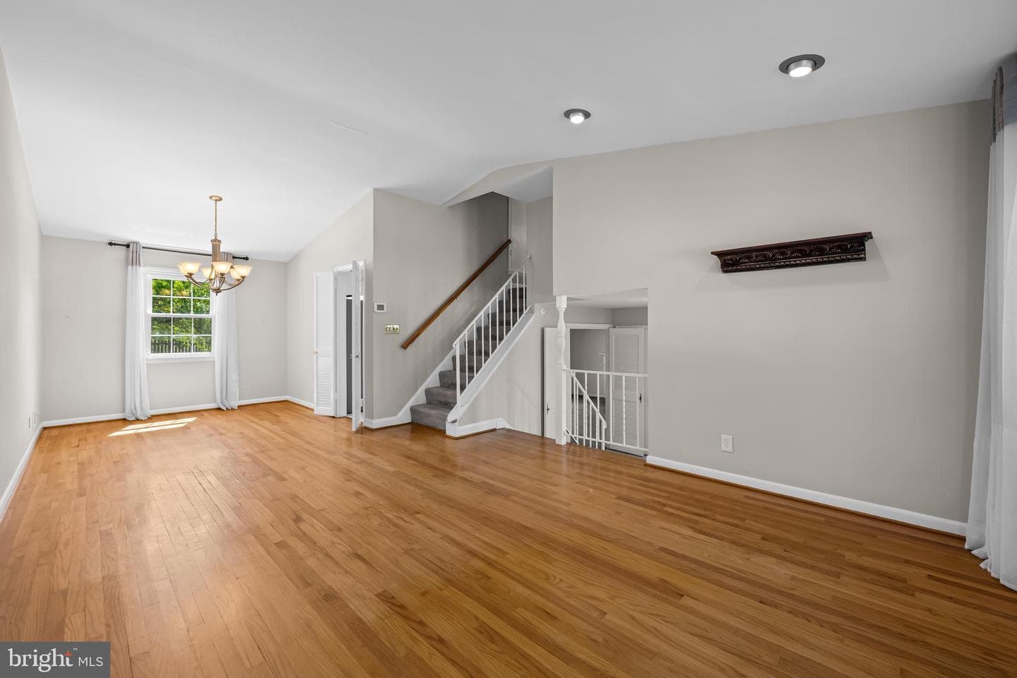 8407 Thornton Road photo 6