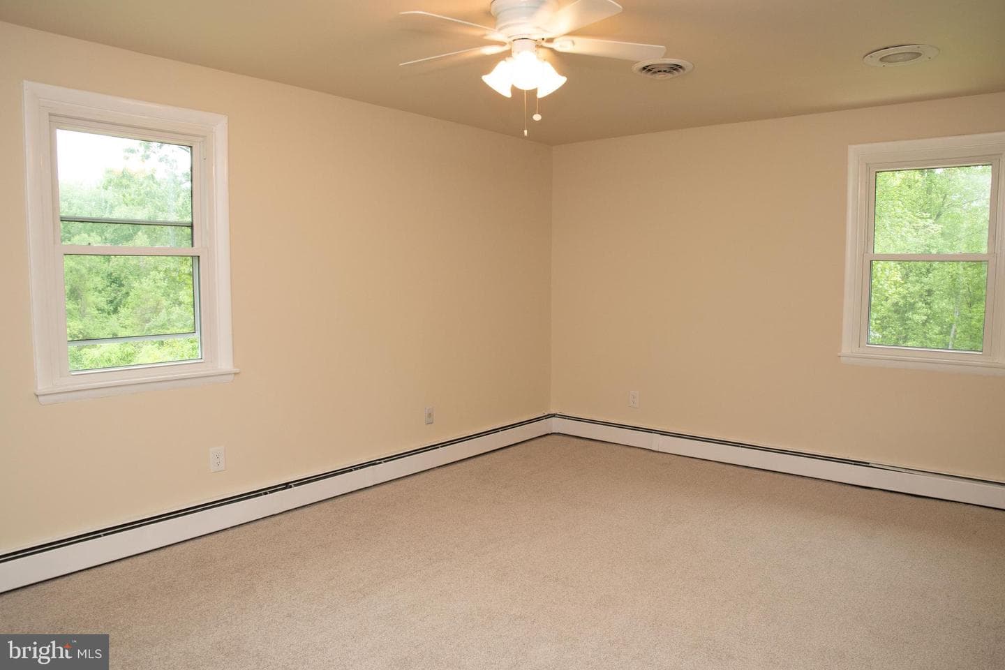 600 Earlton Court photo 40