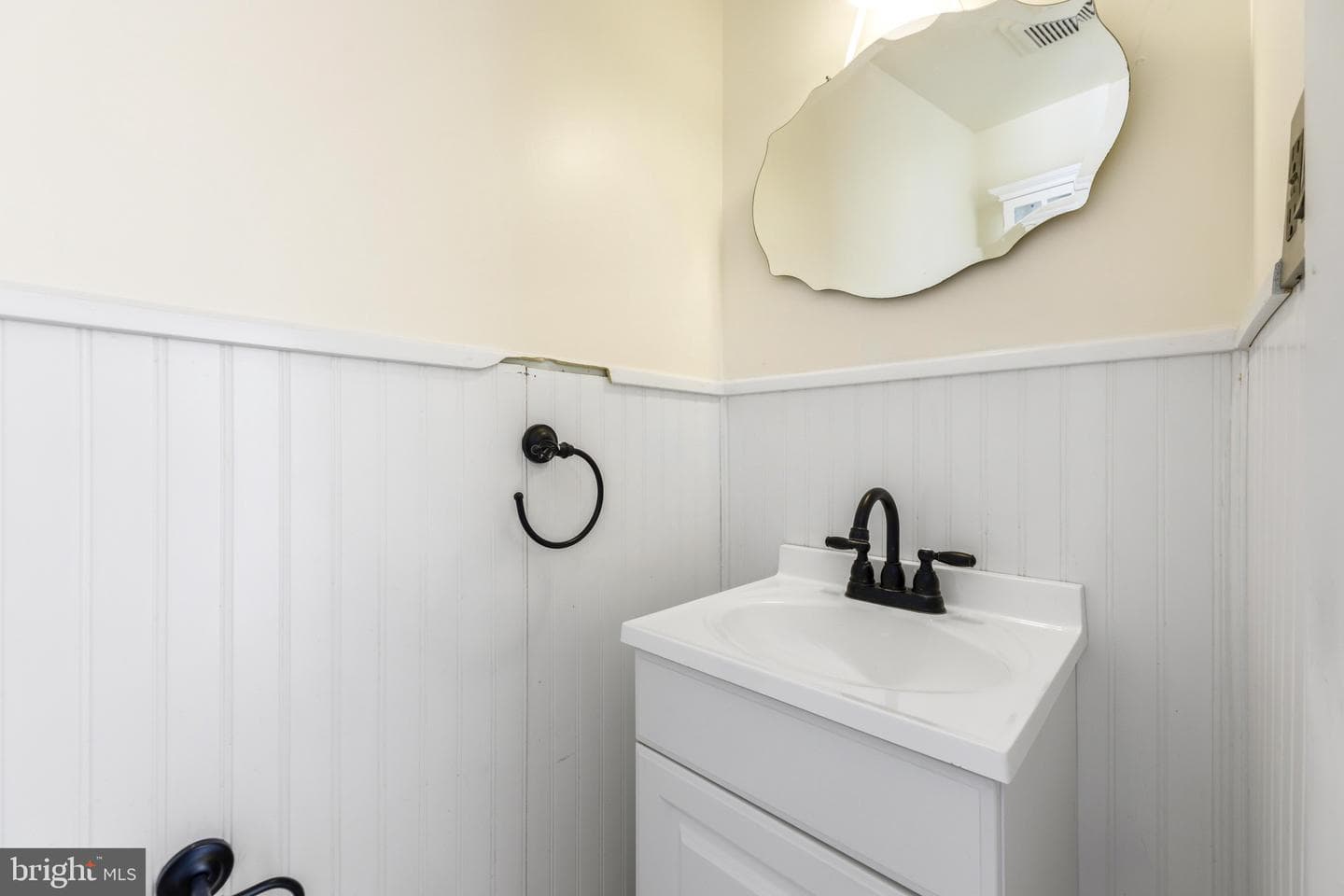 26 Clearlake Court photo 9