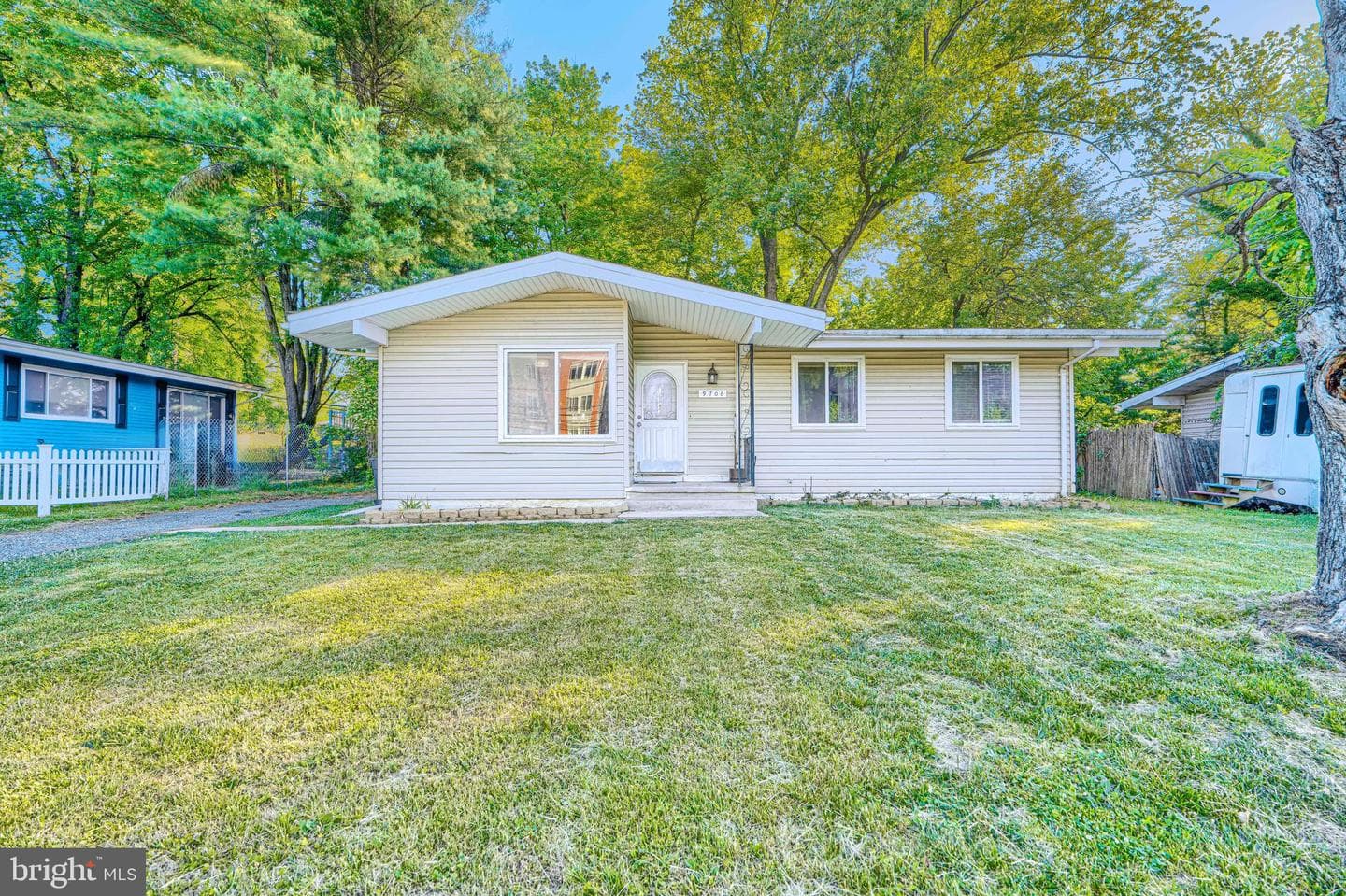9706 Liberty Road photo 1
