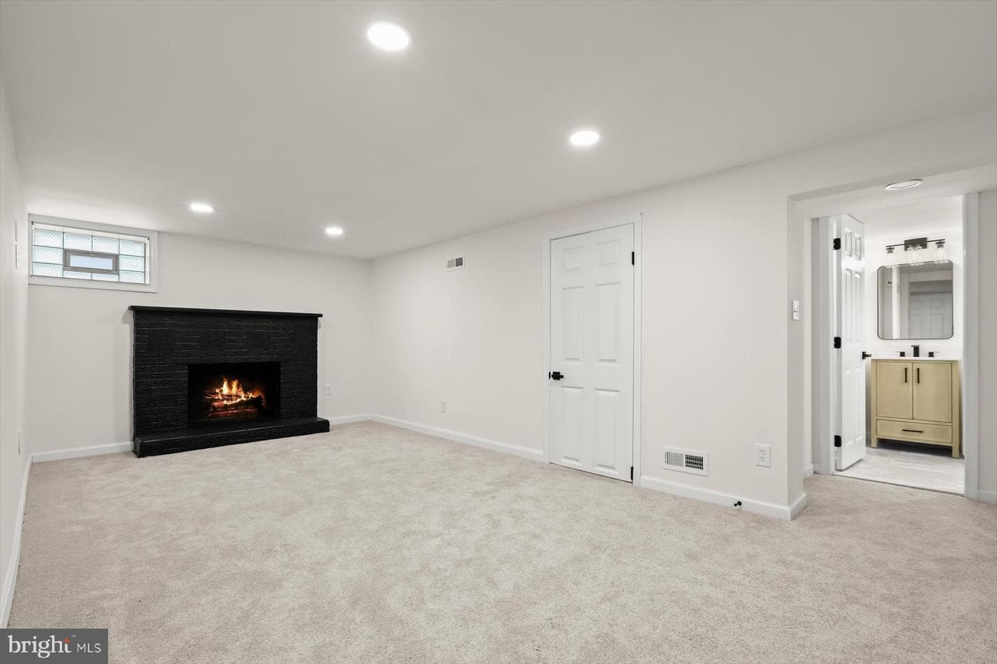 1512 Neighbors Avenue photo 23