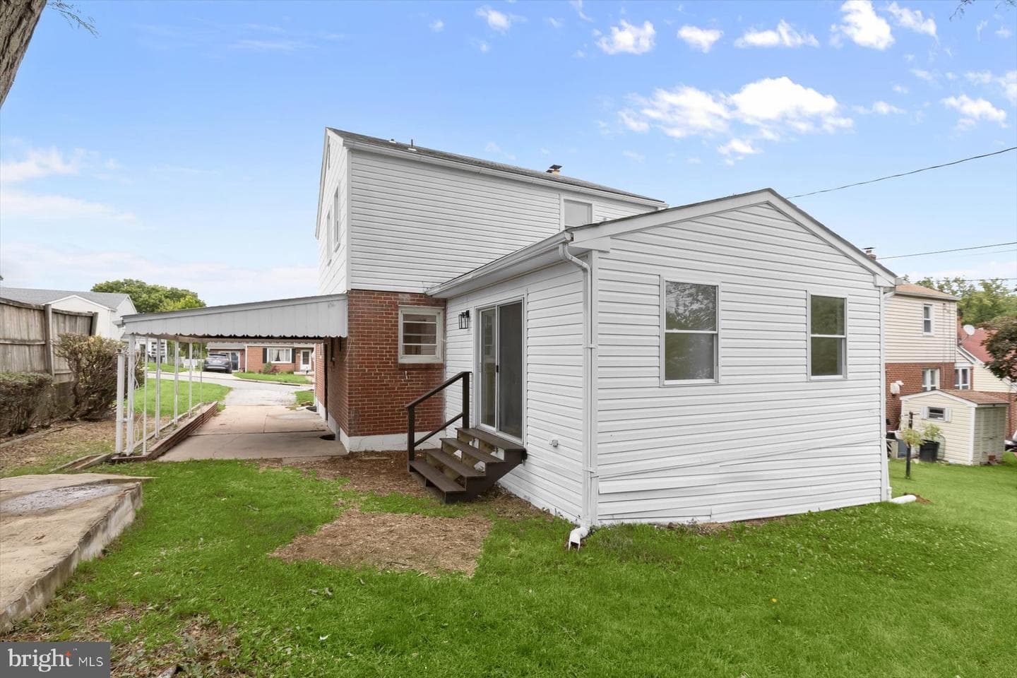1512 Neighbors Avenue photo 27