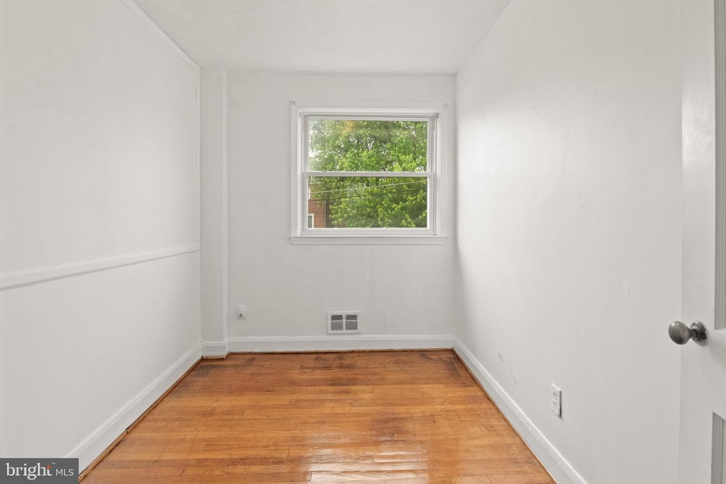 1252 Halstead Road photo 17