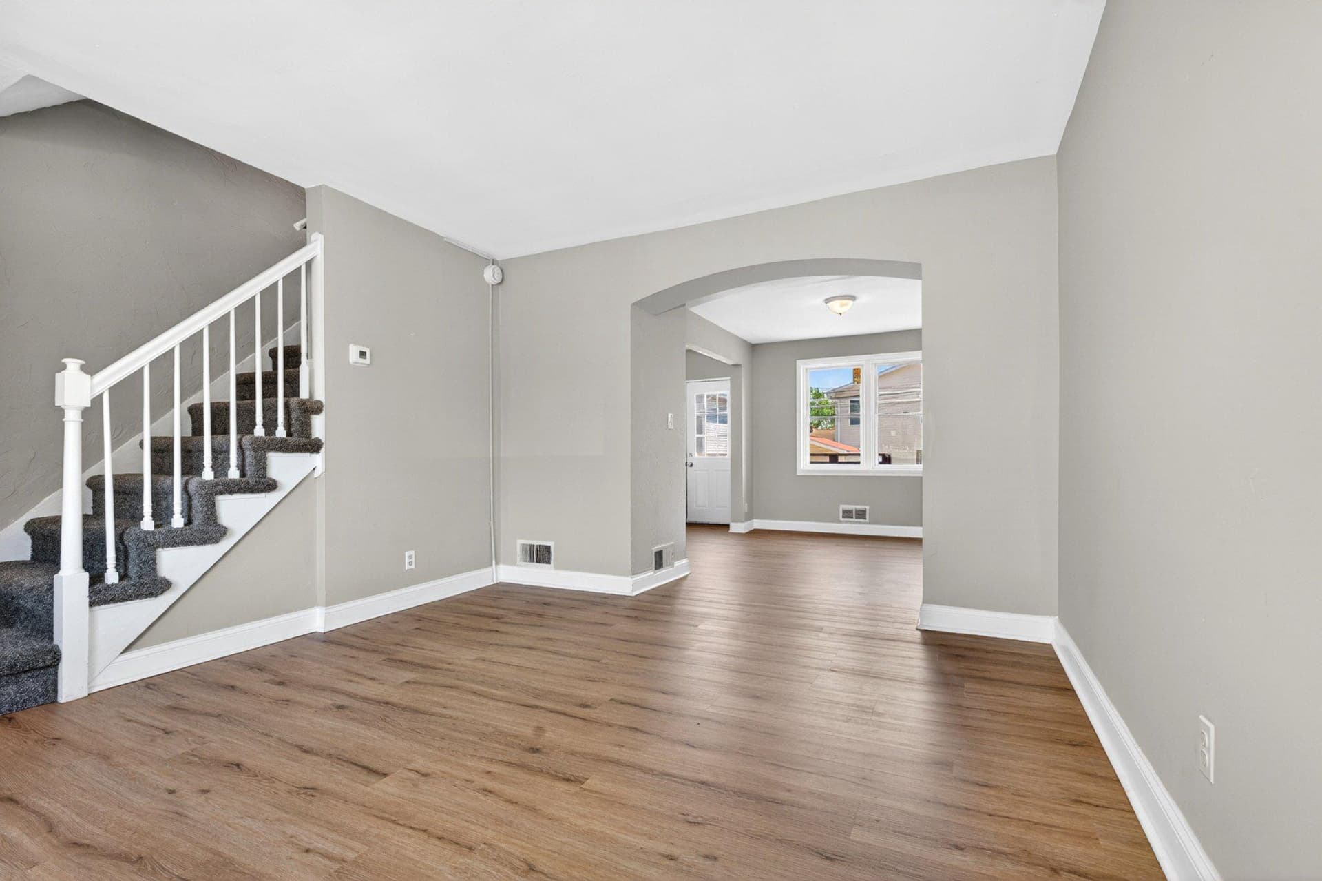 3481 Mcshane Way photo 5