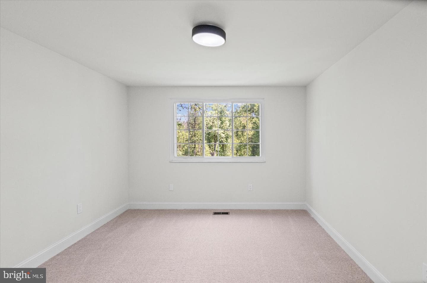 1129 Kingsbury Road photo 25