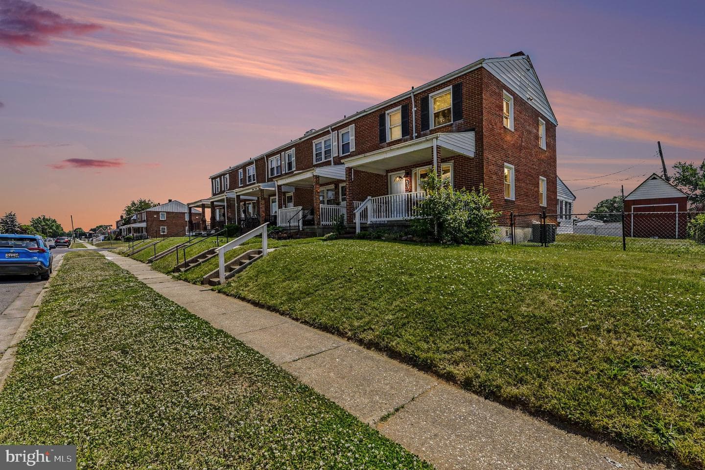 8025 N Boundary Road photo 2