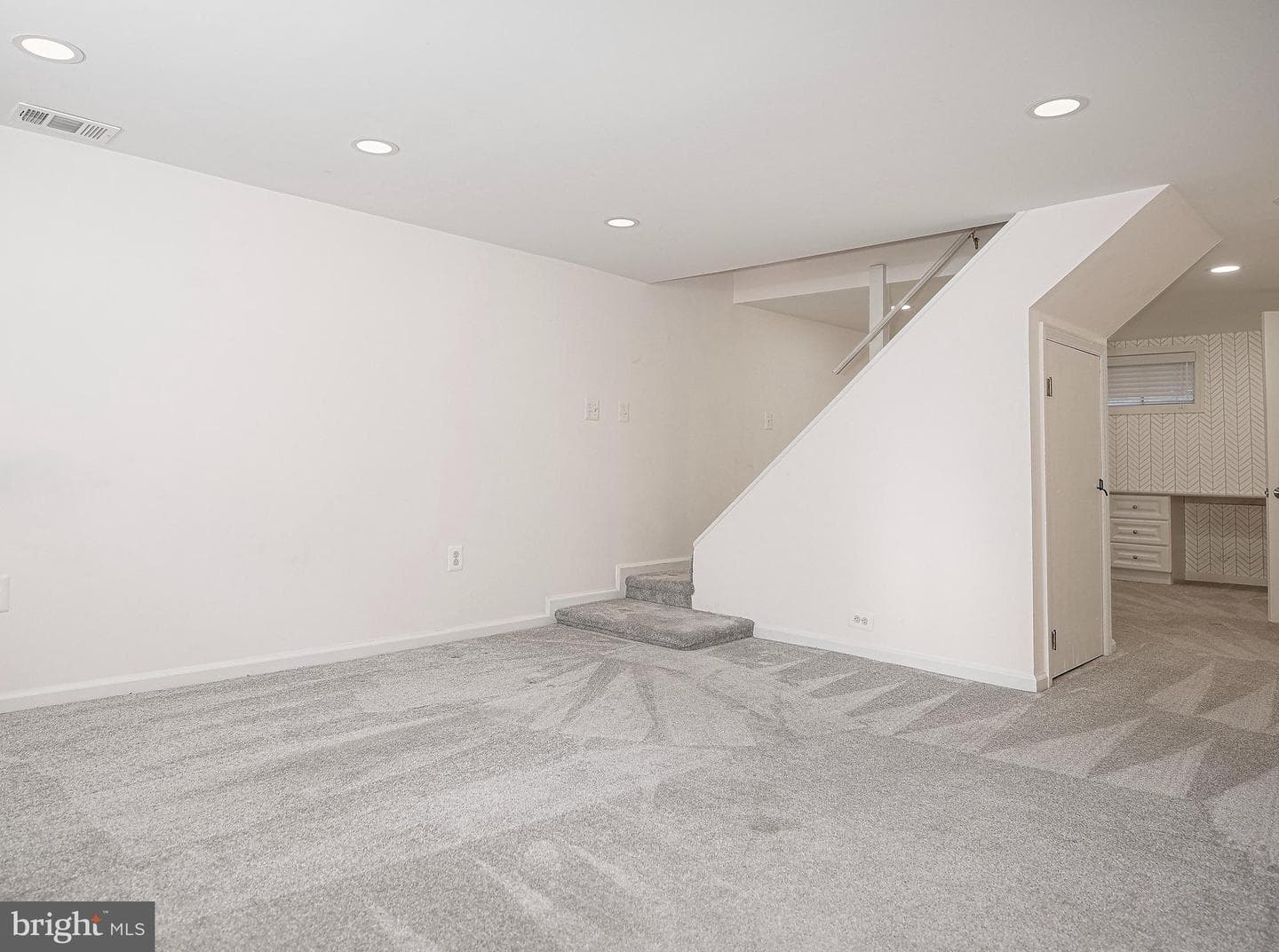 508 Overcrest Road photo 26