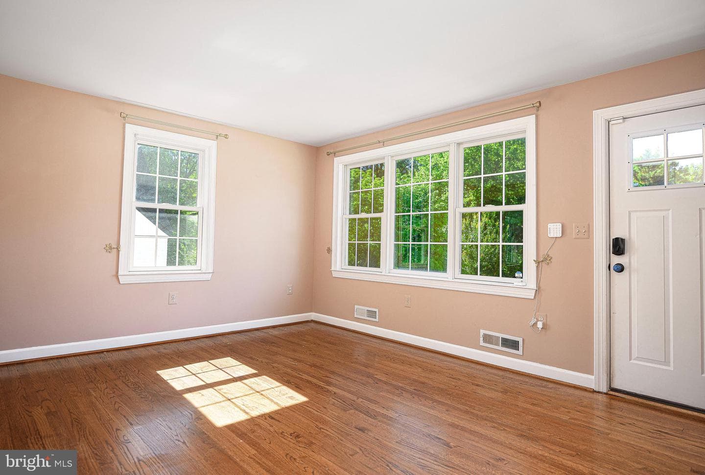 508 Overcrest Road photo 5