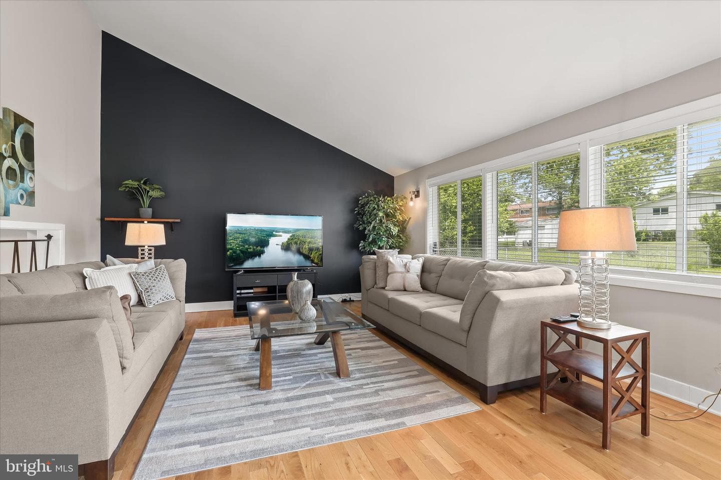 7442 Ricksway Road photo 10