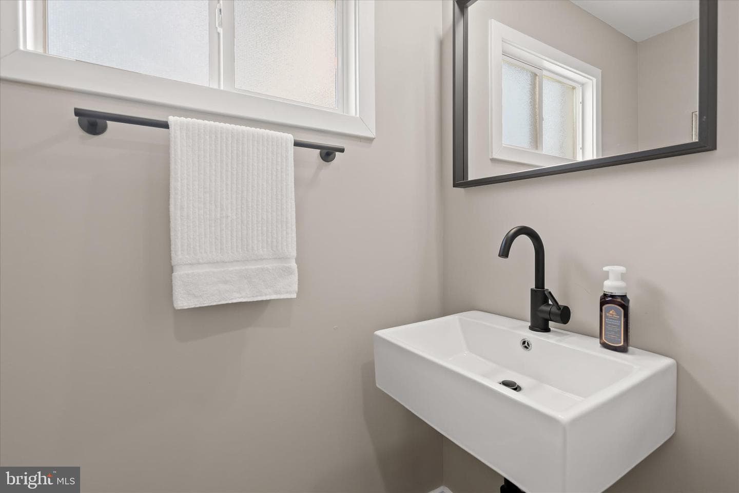 7442 Ricksway Road photo 22