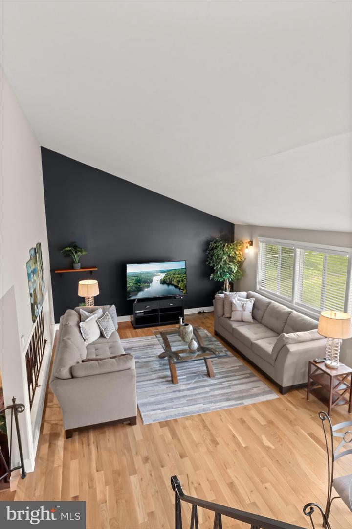 7442 Ricksway Road photo 23