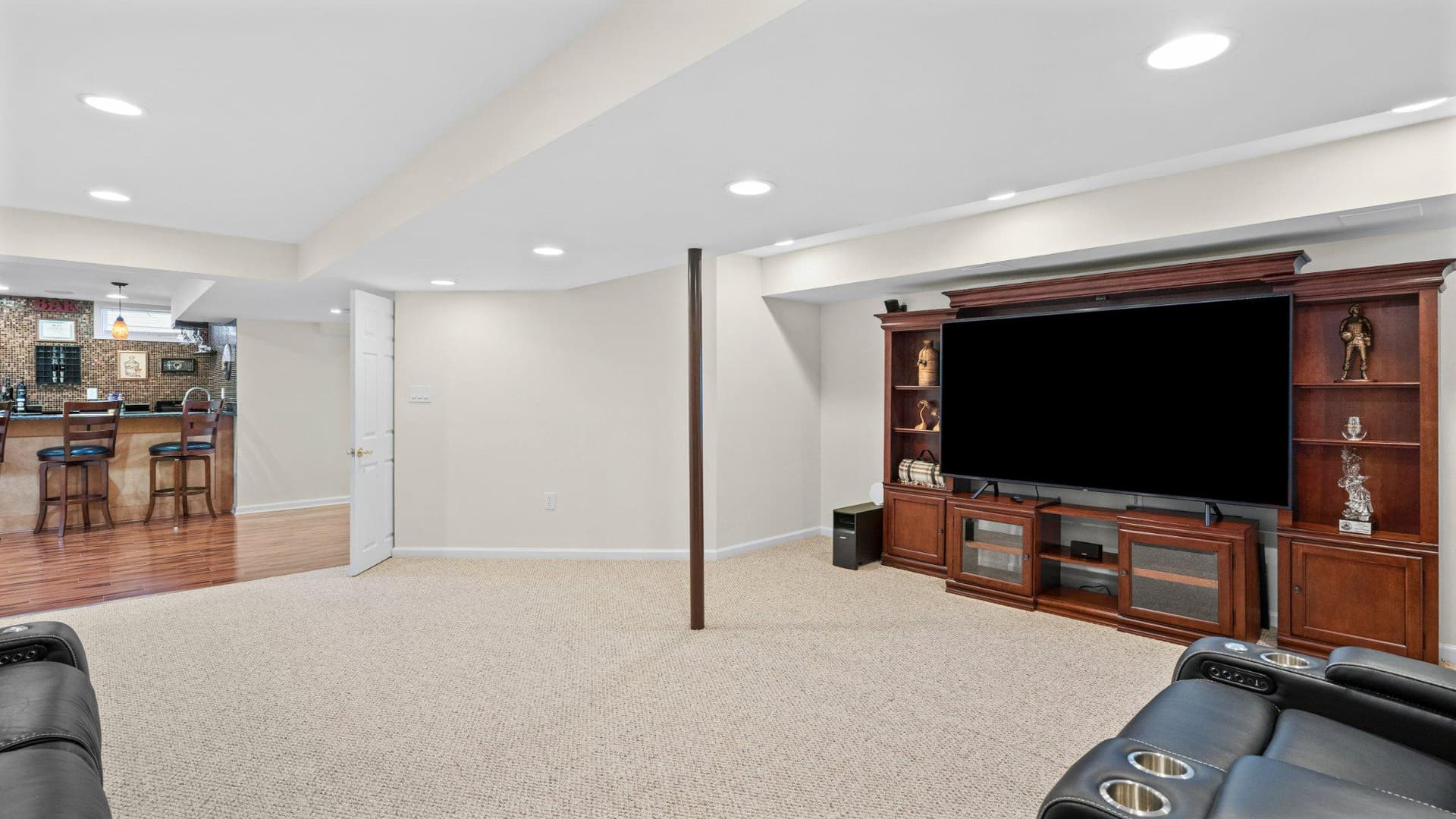 8144 Glen Arbor Drive photo 32