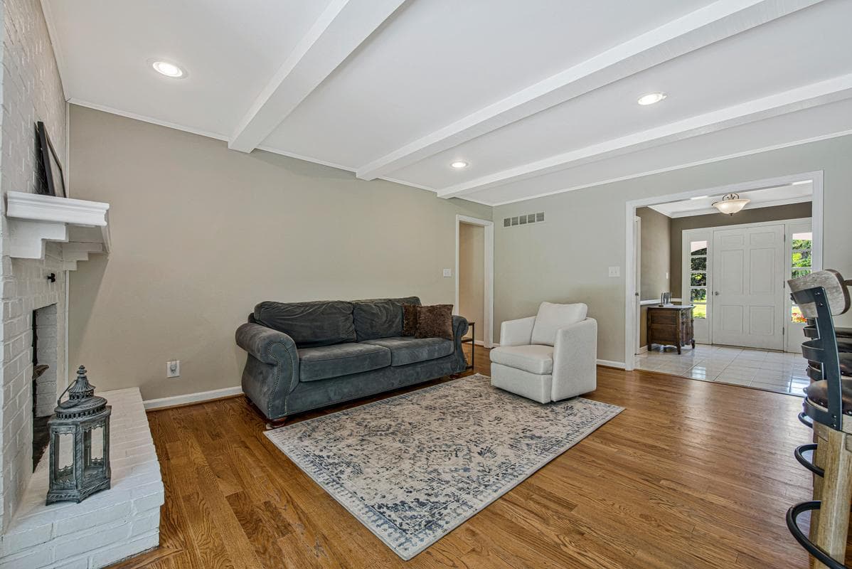 1008 Timber Trail Road photo 16