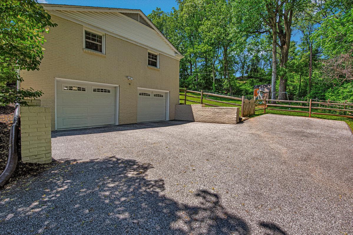 1008 Timber Trail Road photo 35