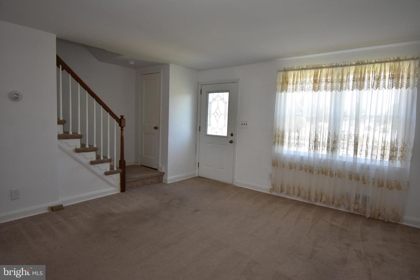7509 Holabird Ave photo 9