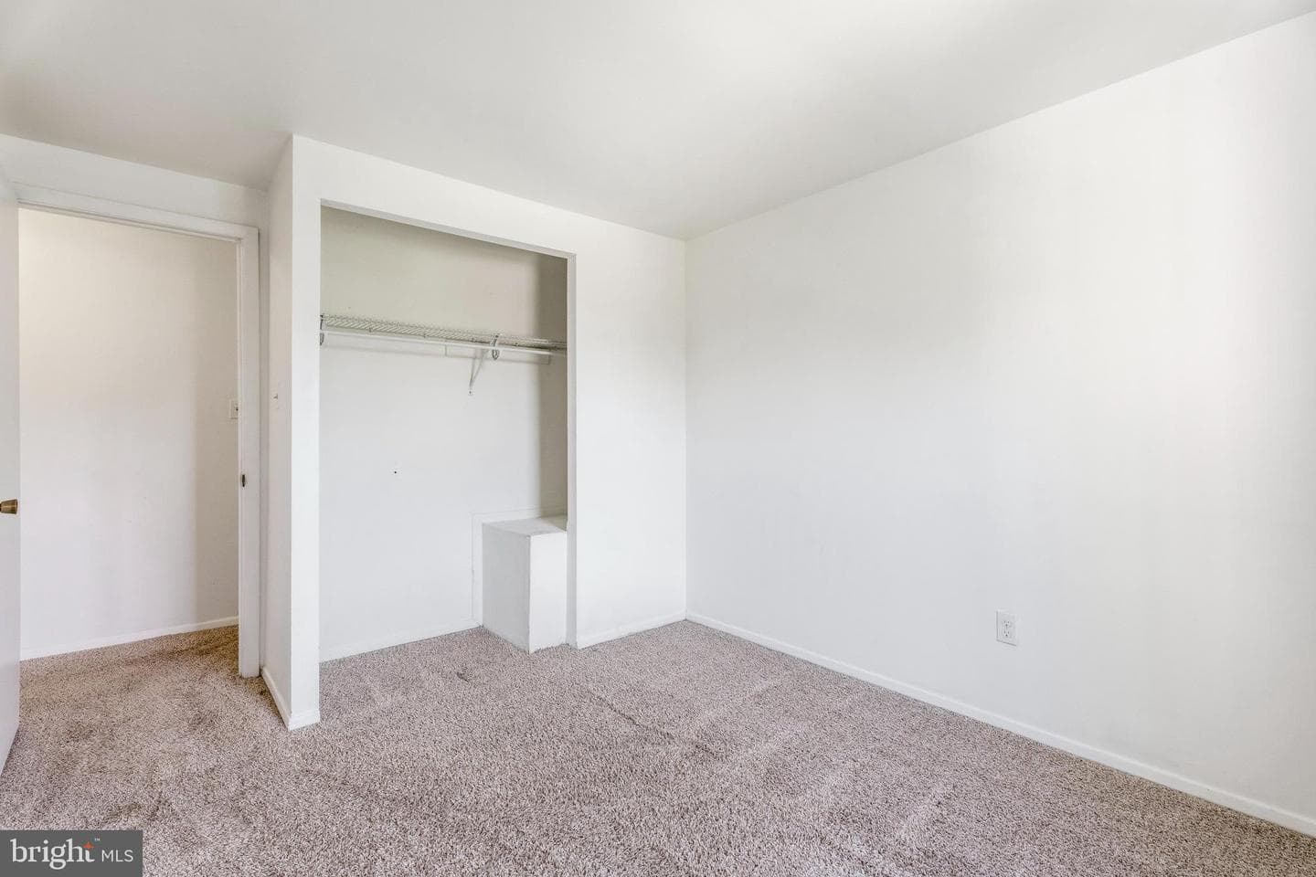 27 Warren Comn photo 30