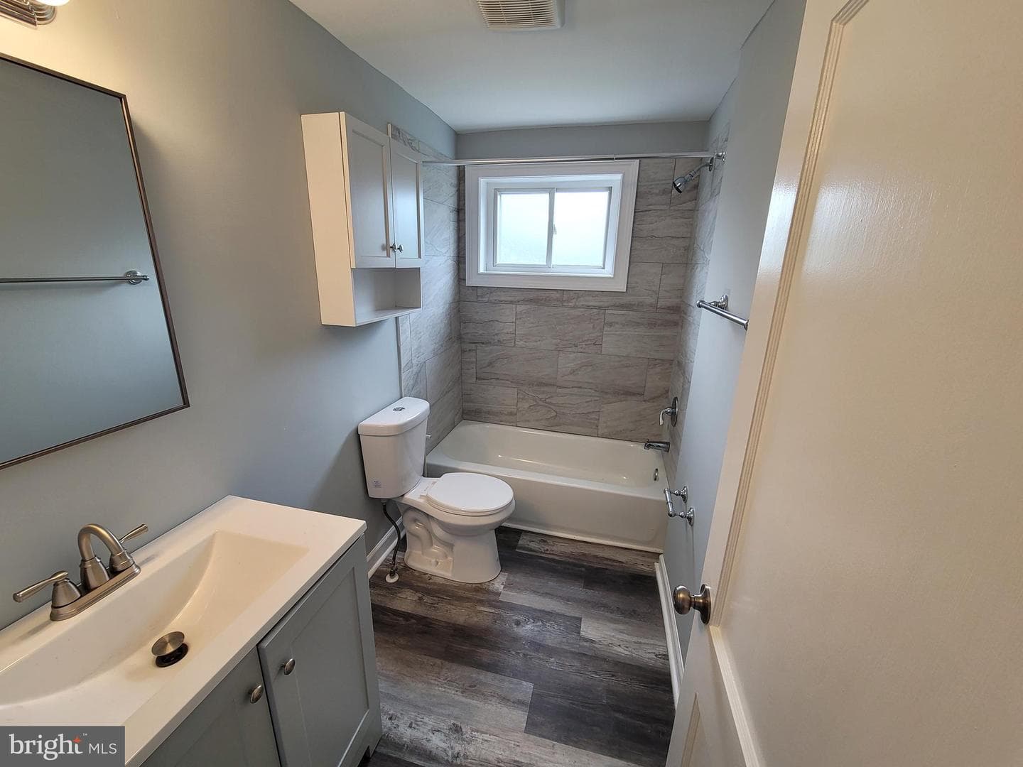 7449 Forrest Avenue photo 13