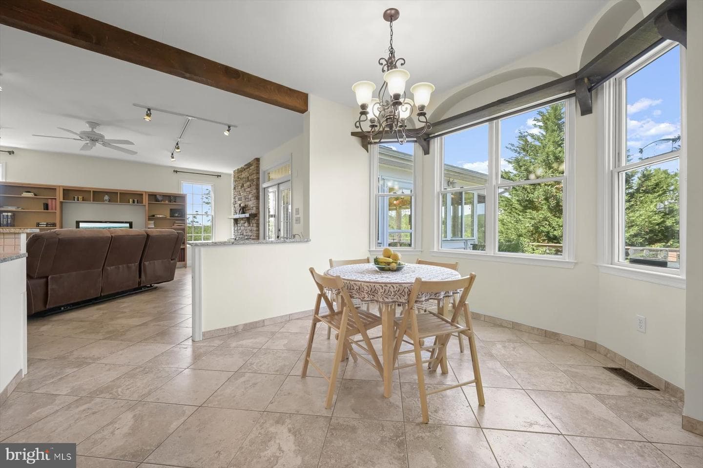 6 Keil Manor Court photo 8
