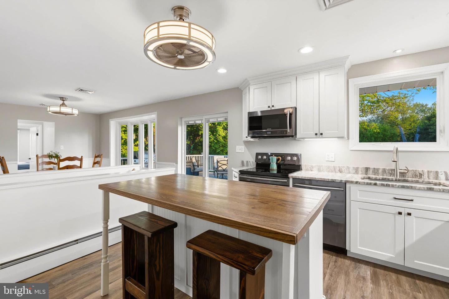 7 Glenbrook Drive photo 4
