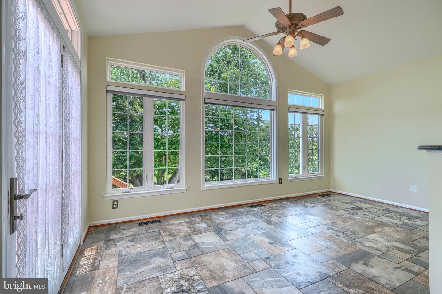 9310 Glen Vista Road photo 17
