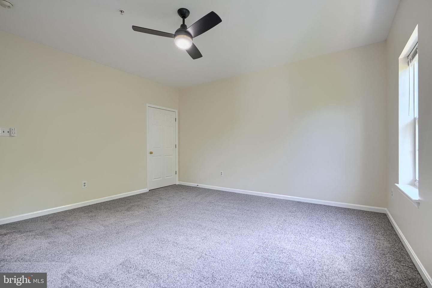 443 Hopkins Landing #443 photo 18