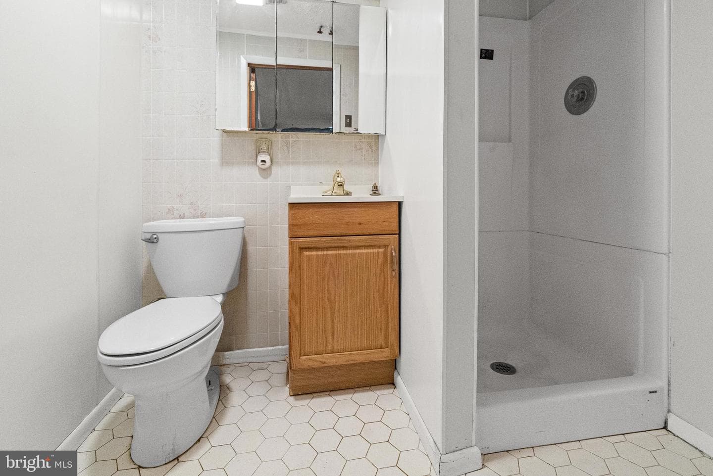 8806 Ashford Road photo 18