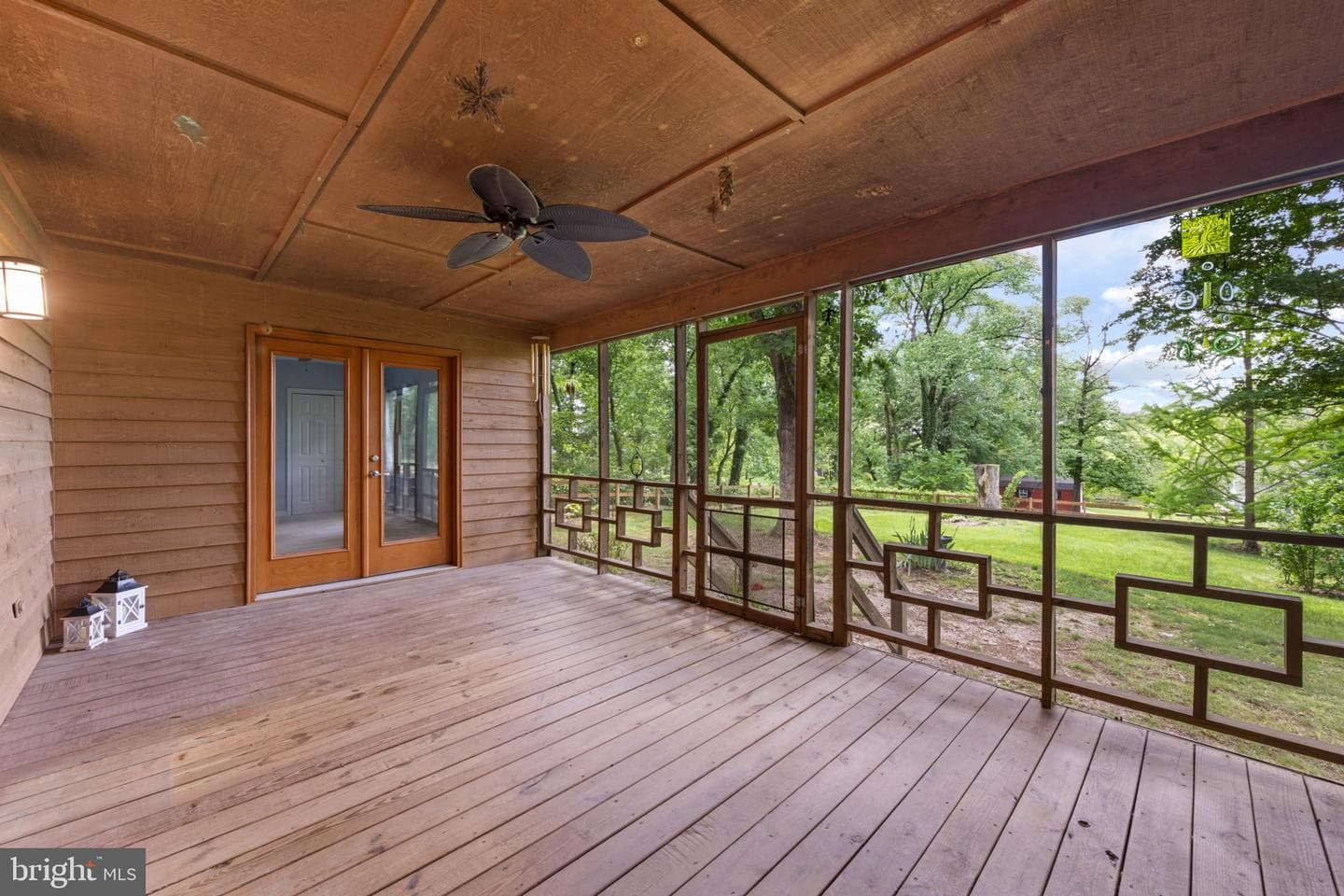 29 Maple Avenue photo 27