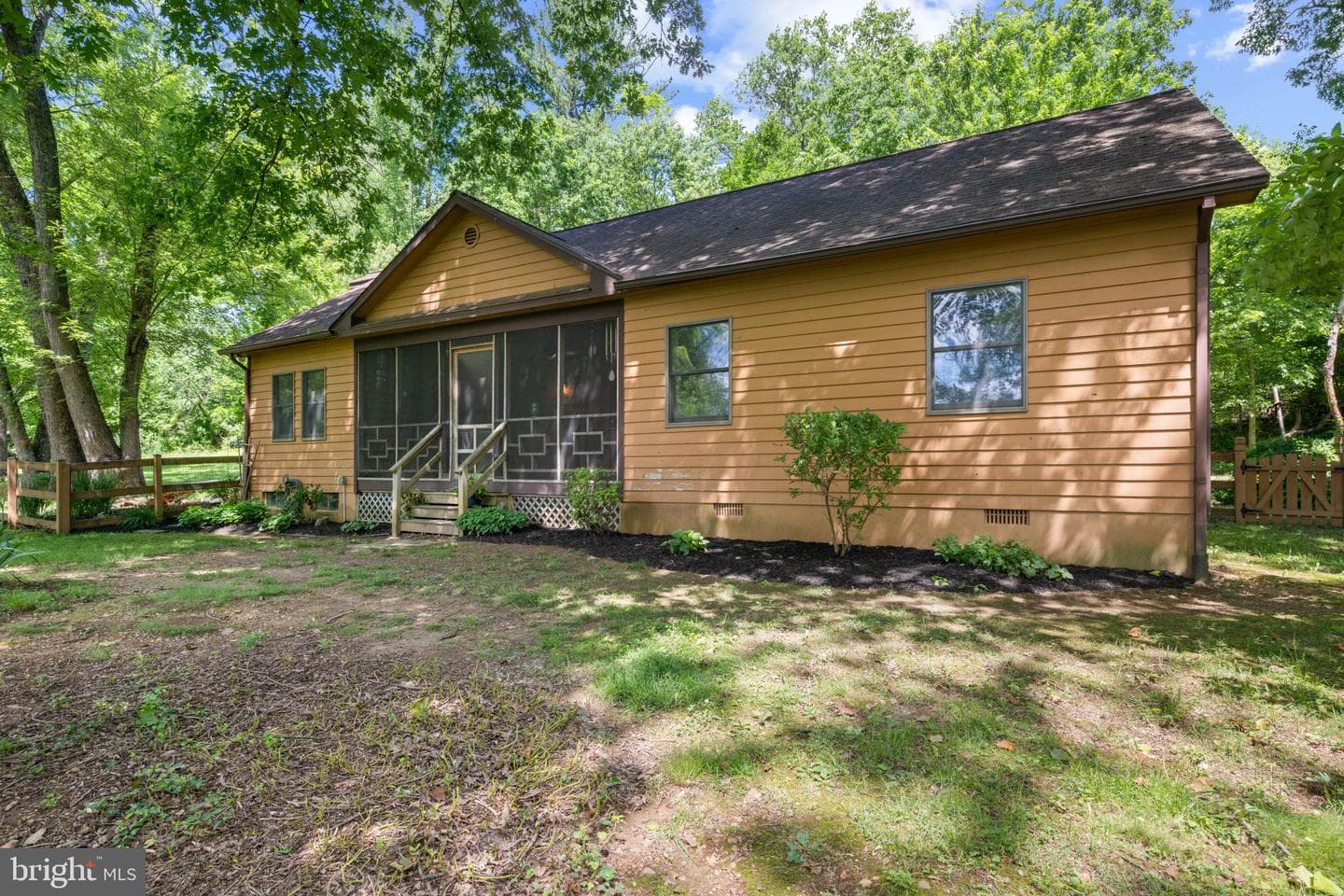 29 Maple Avenue photo 32