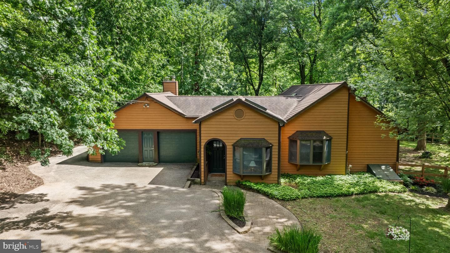 29 Maple Avenue photo 33