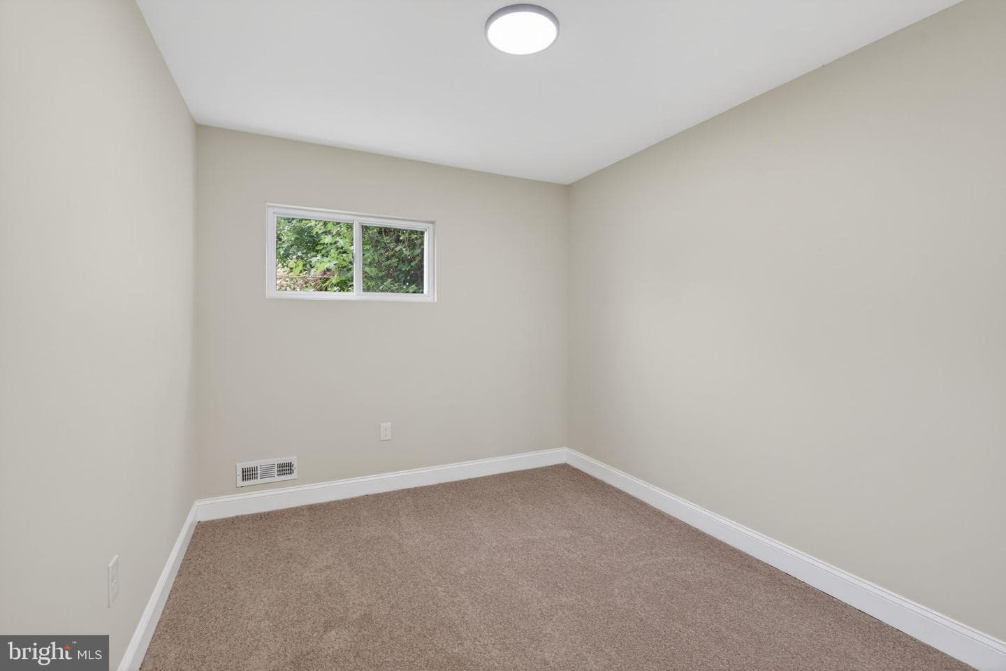 8723 Roper Road photo 24