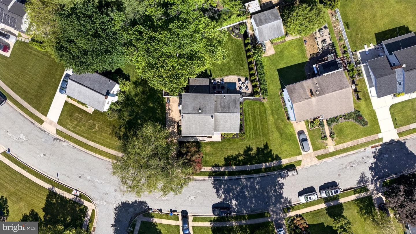 1036 Jamieson Road photo 3