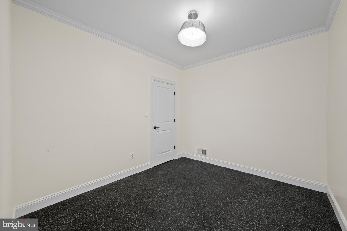 8203 Pumpkin Hill Court photo 24