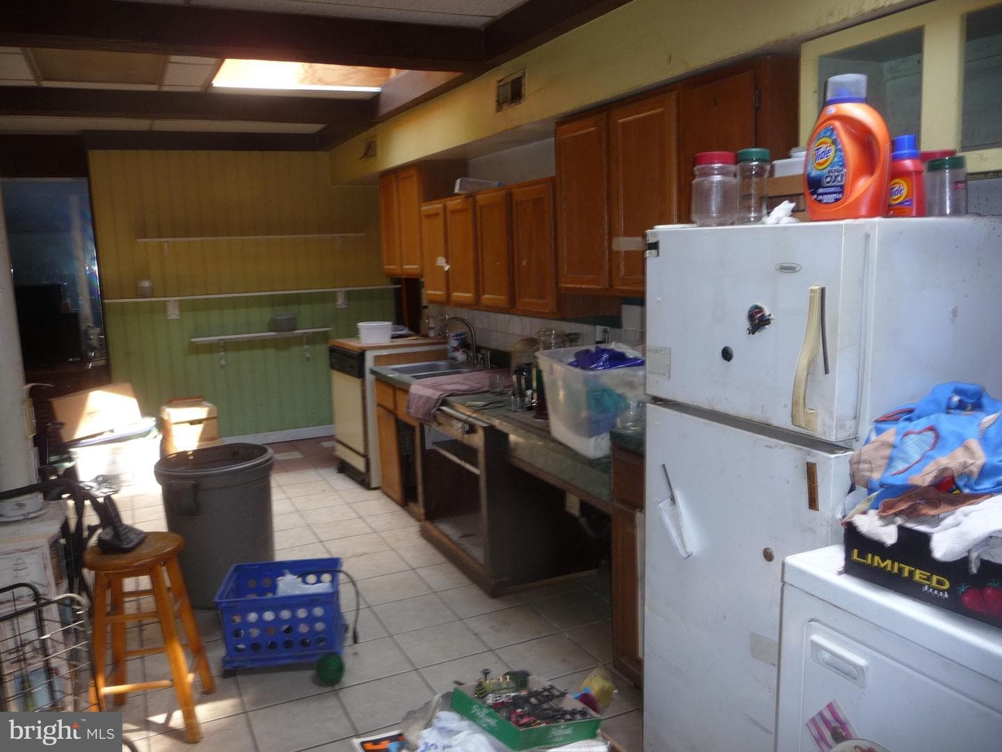 8618 Sandy Plains Rd photo 5