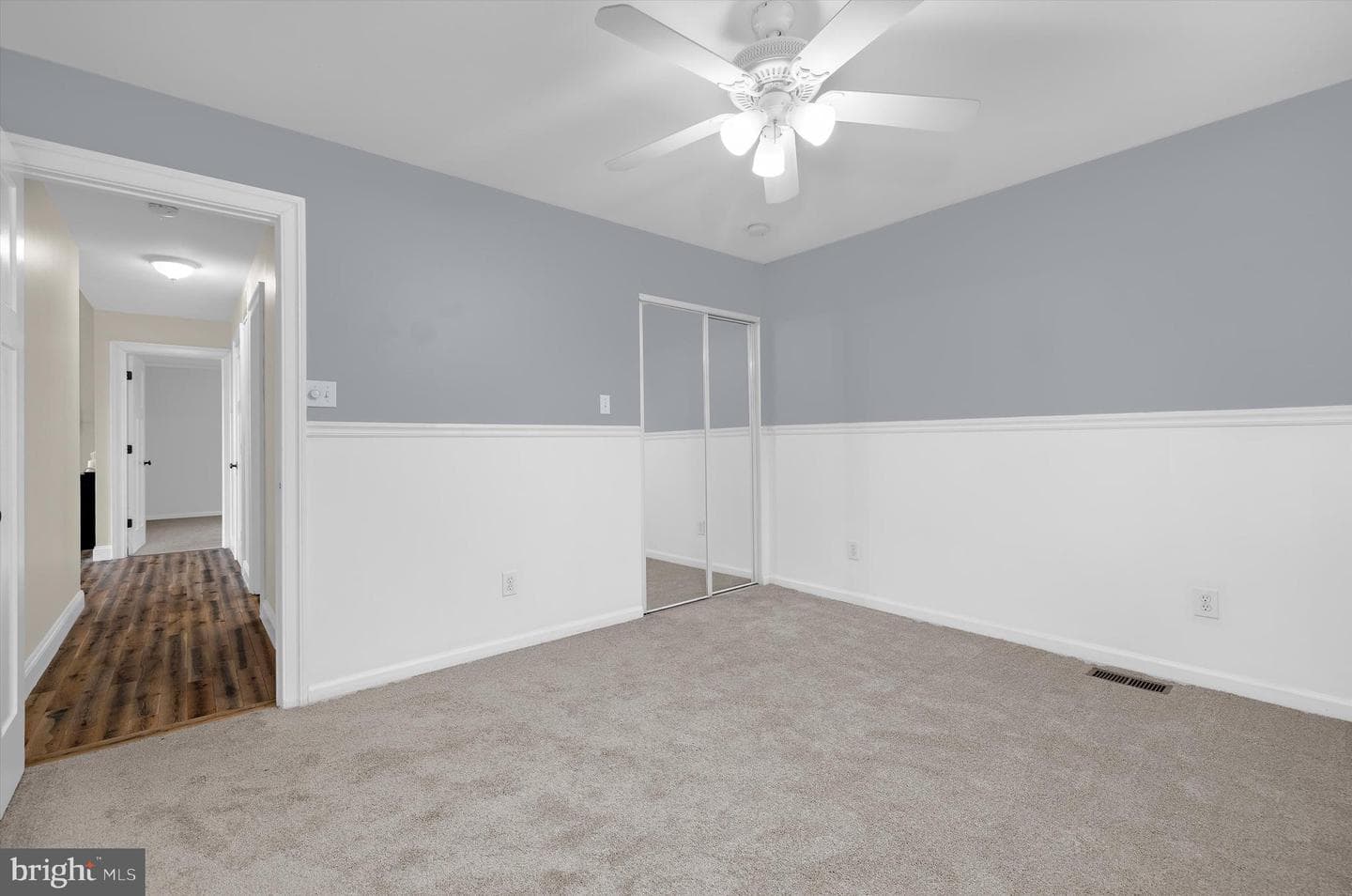 3800 Edgewater Place photo 22