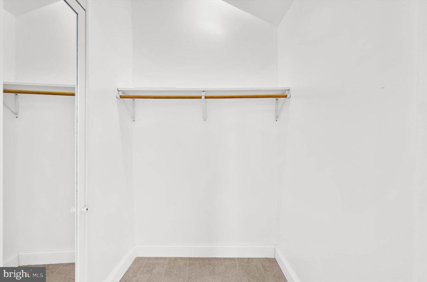3800 Edgewater Place photo 25