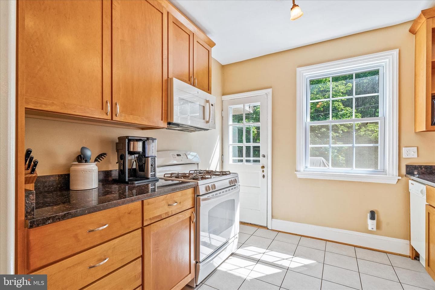 18 N Symington Avenue photo 14