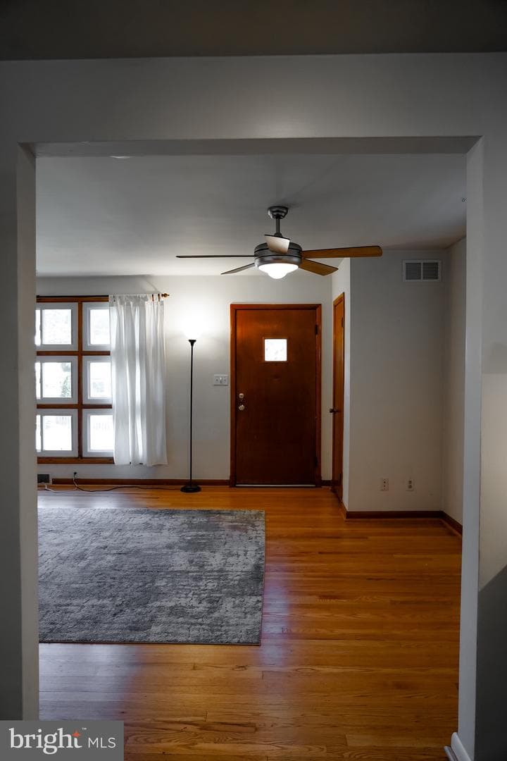 1902 Mountain Avenue photo 11