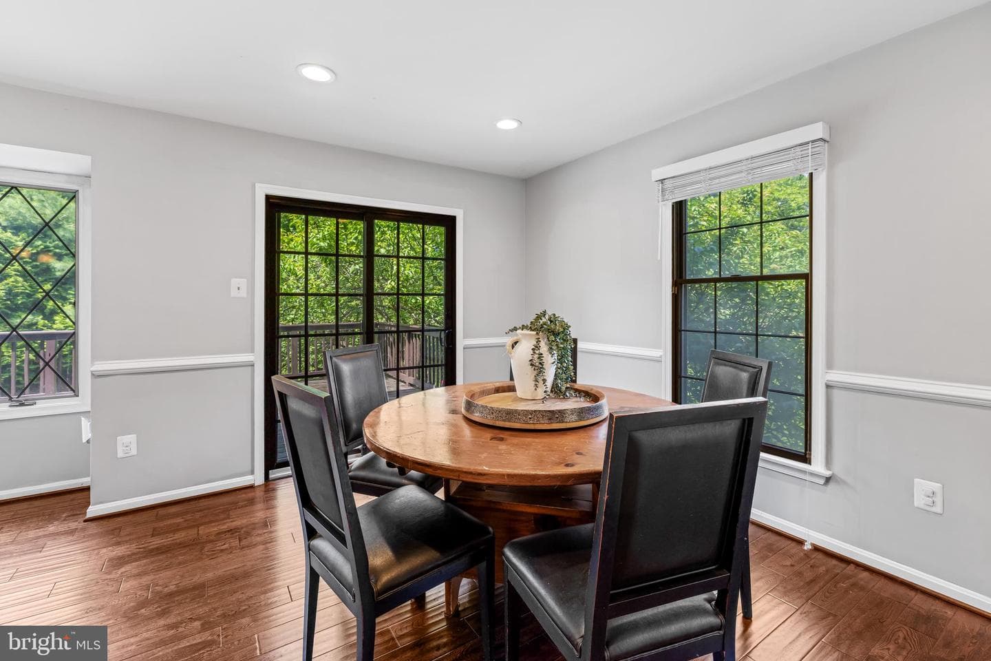 56 Rhodes Place photo 11