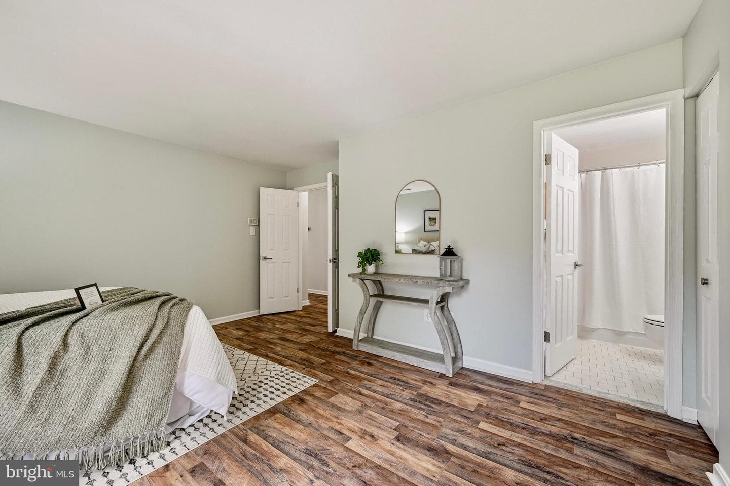 9526 Hallhurst Road photo 31