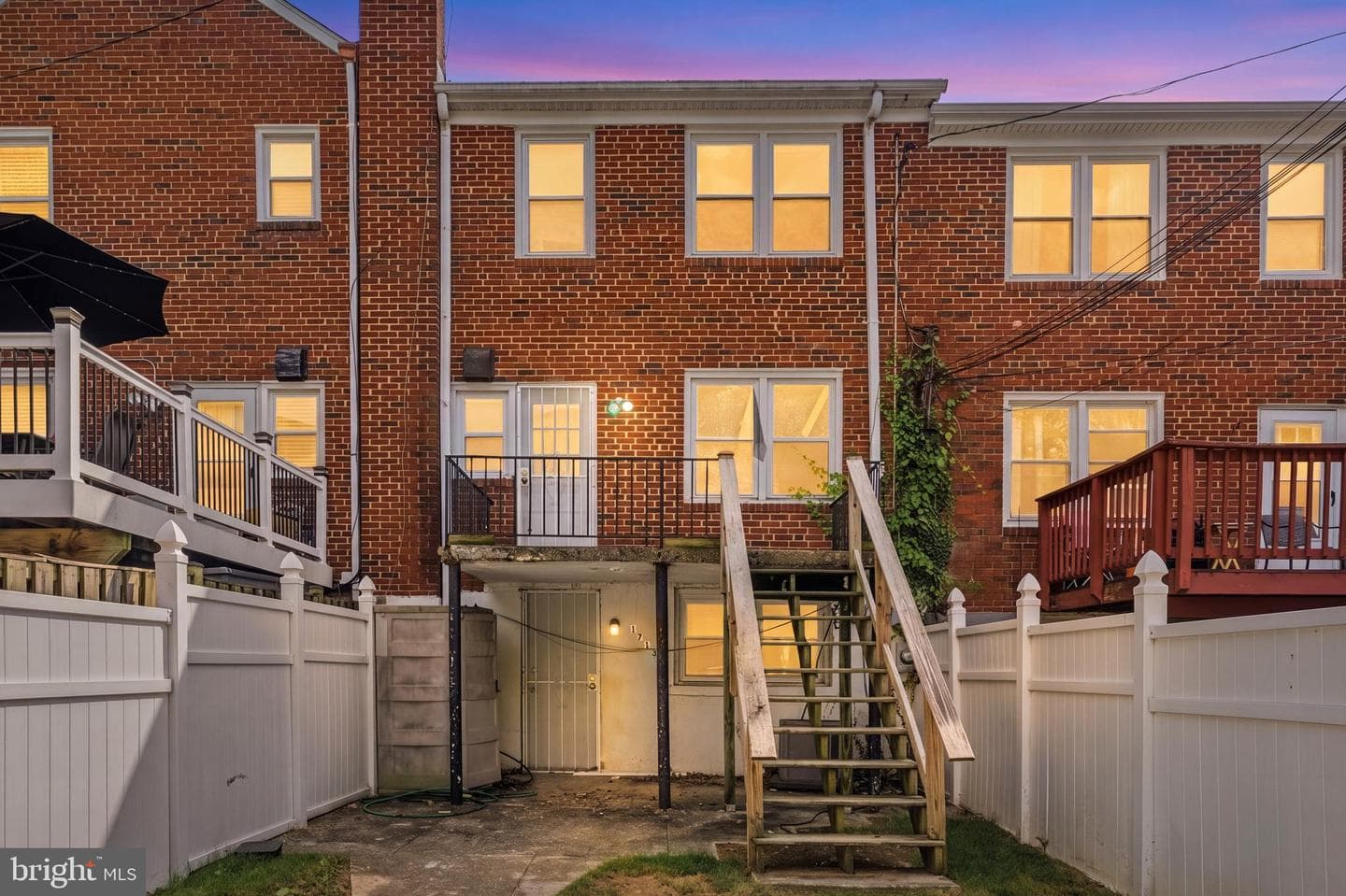 1713 Stella Court photo 30
