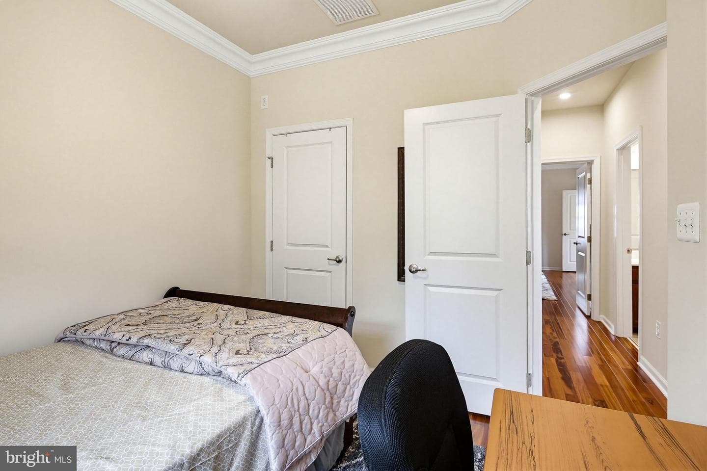 10101 Campbell Boulevard photo 29
