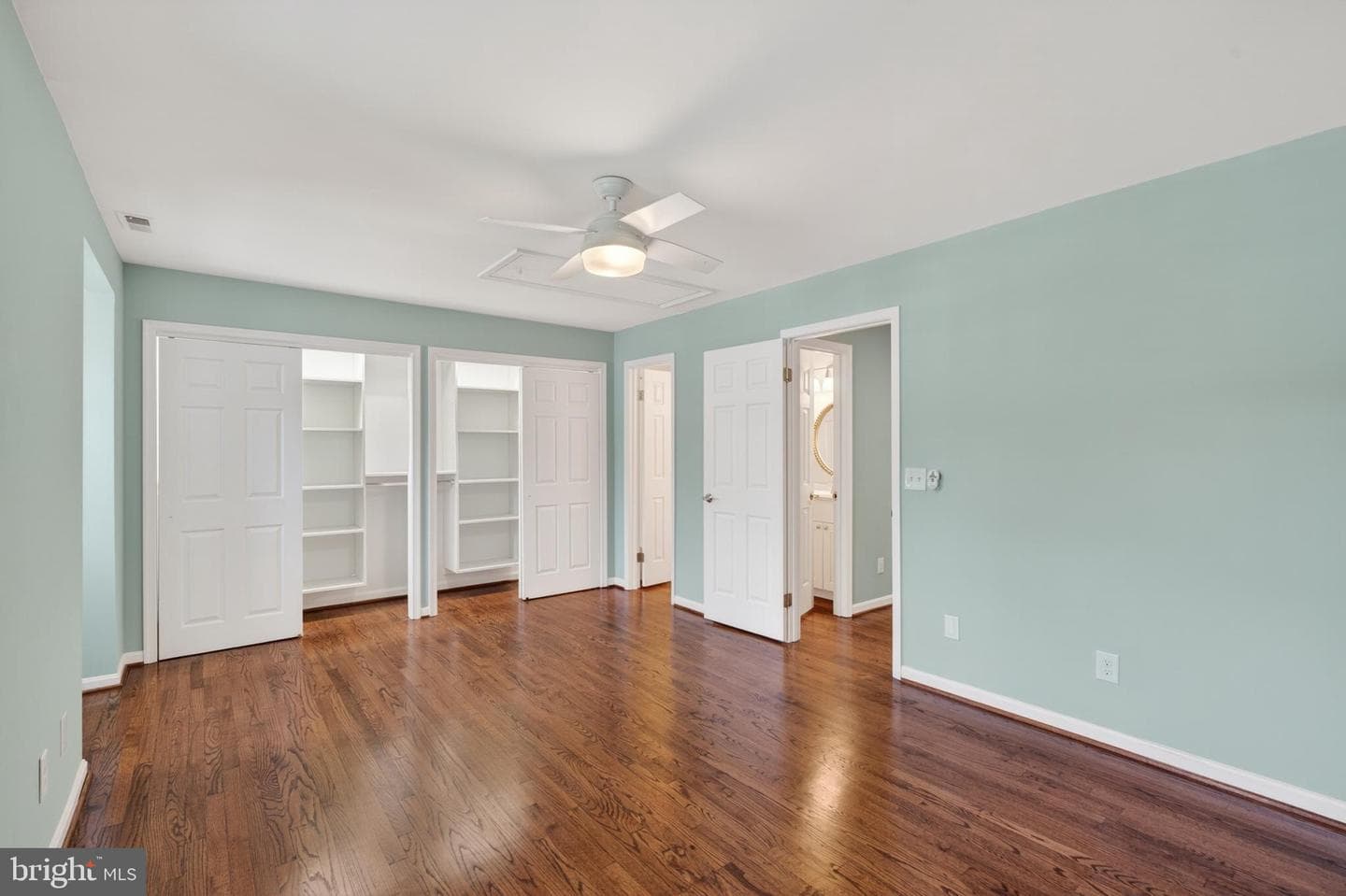 6 Nearfield Road photo 53