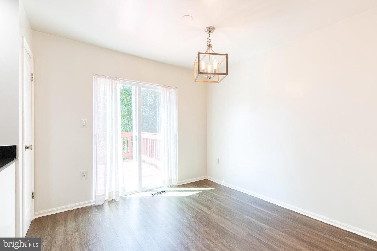4602 Mews Drive photo 8